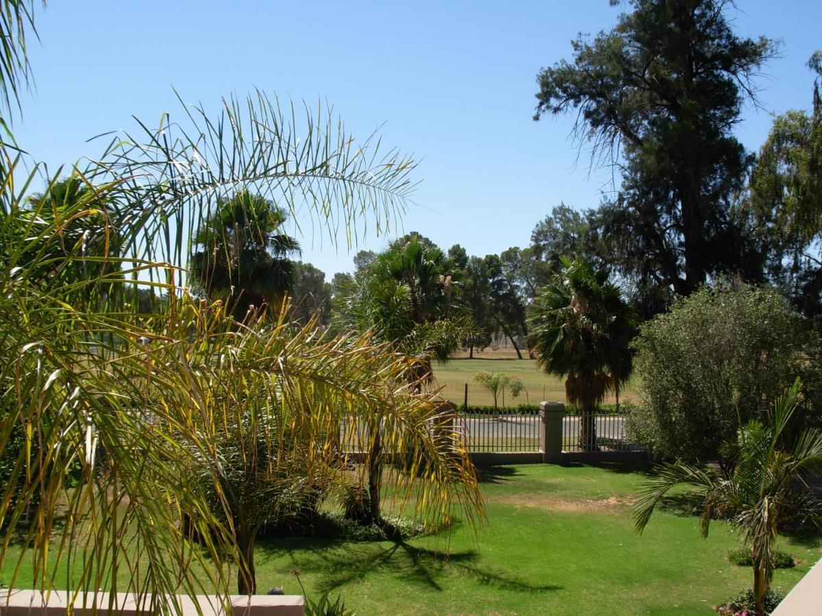 Oudtshoorn Guest House Eksteriør bilde
